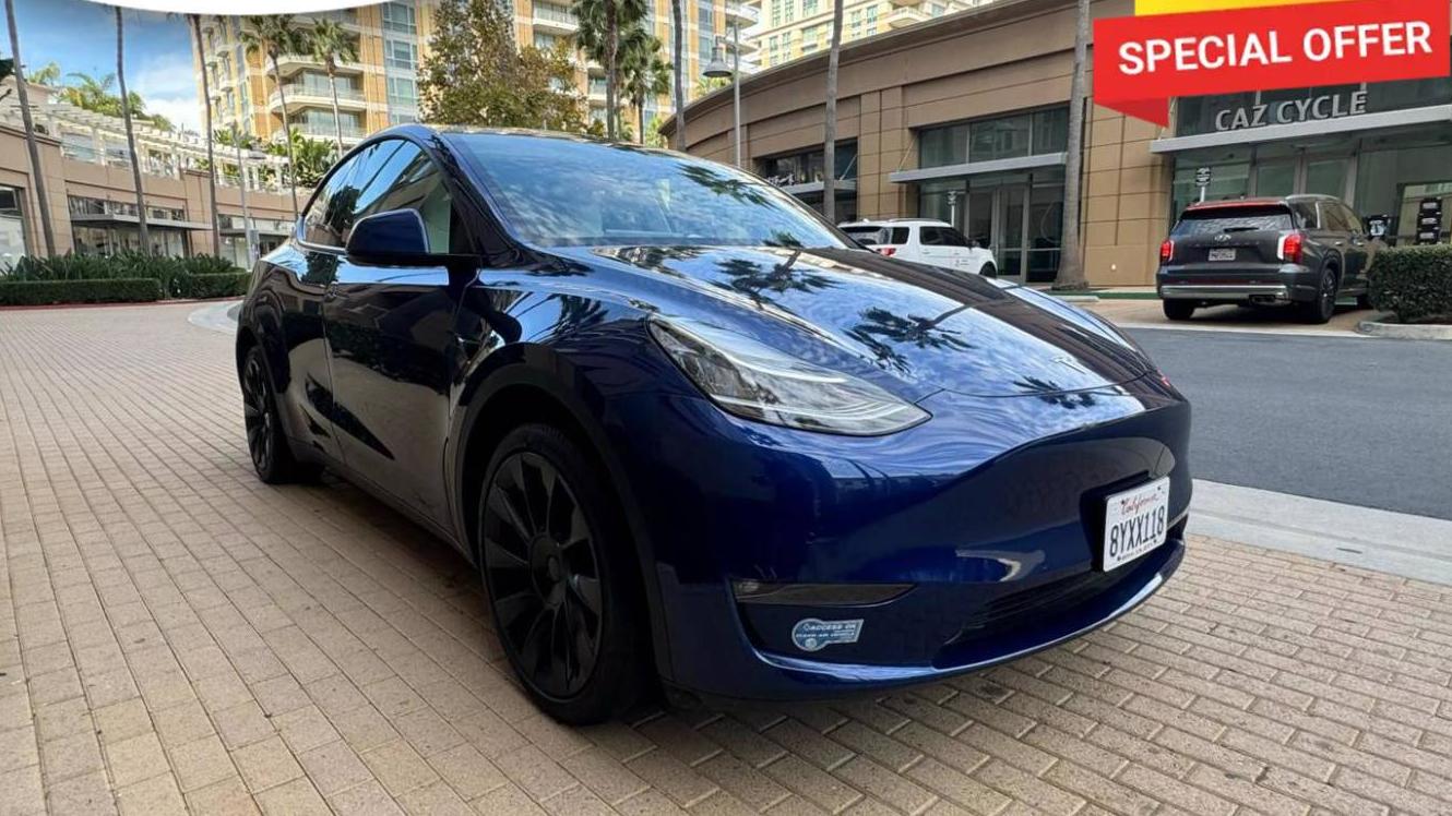 TESLA MODEL Y 2021 5YJYGDEE4MF305714 image